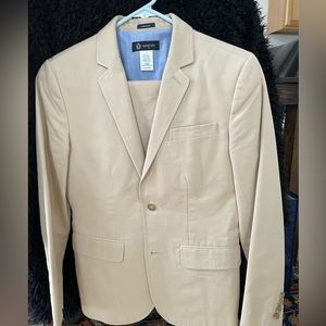 Boys size 14 J Crew crewcuts beige cotton suit.